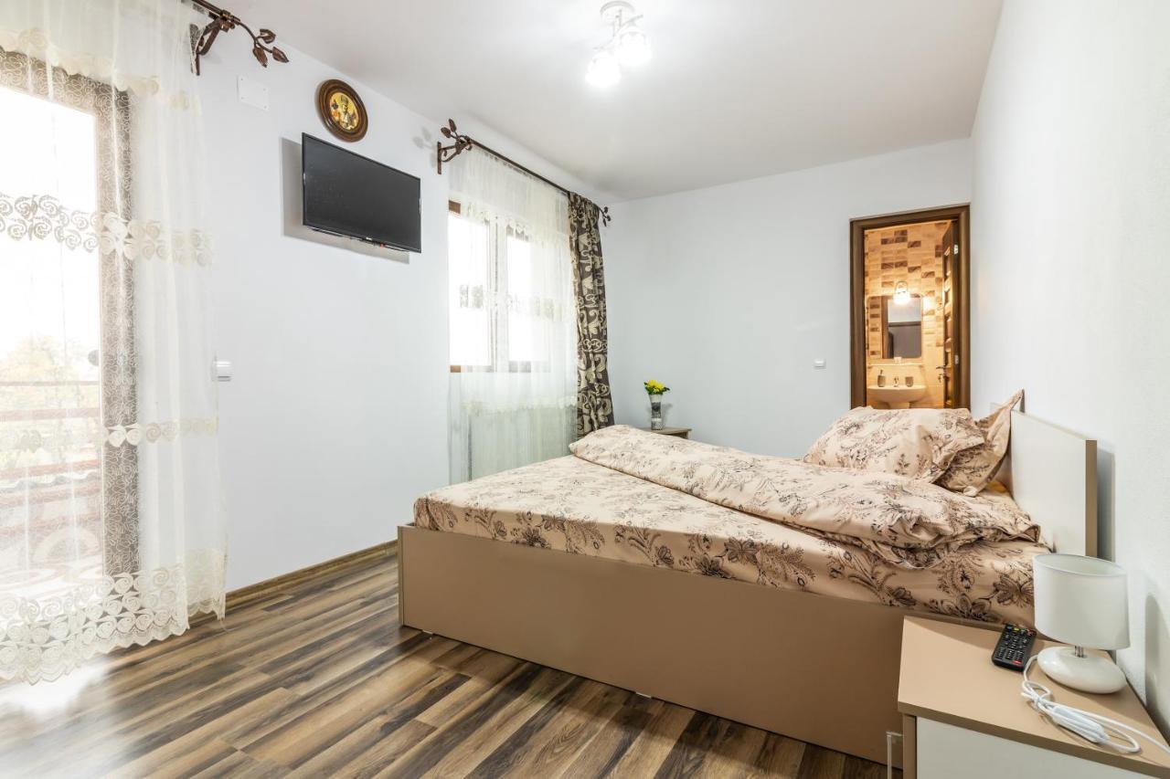 Agropensiunea Darden Baia de Fier Esterno foto